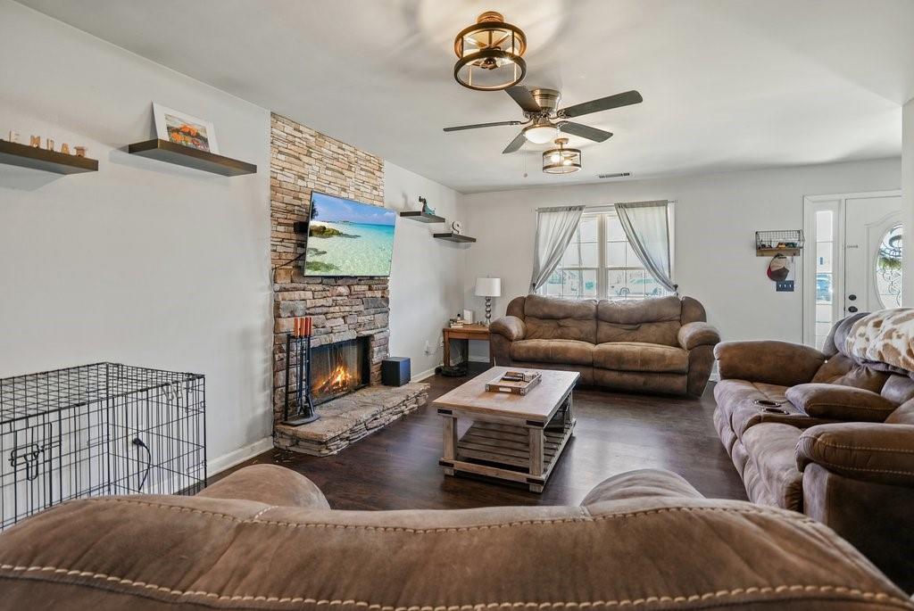 106 Summerfield Court NE