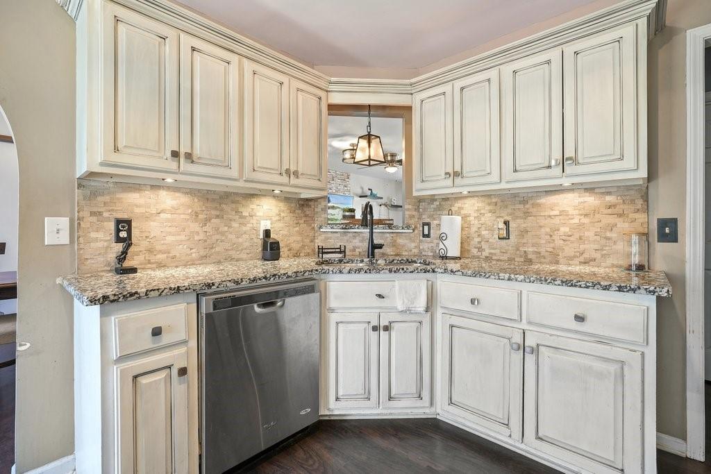 106 Summerfield Court NE