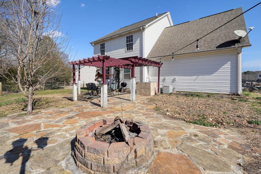 106 Summerfield Court NE