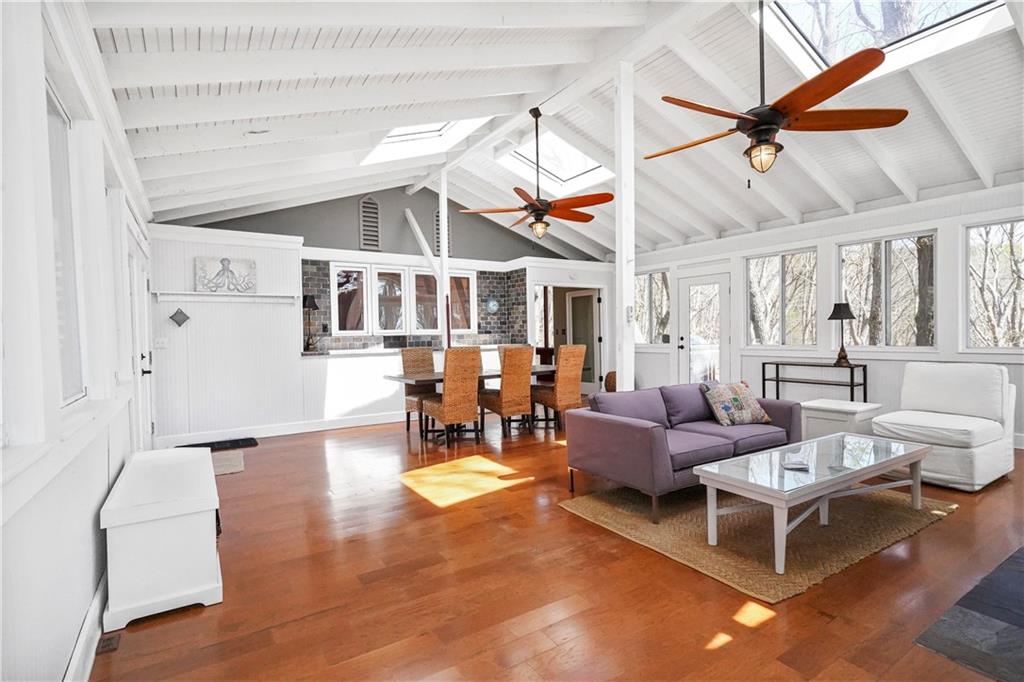 186 Little Coyote Loop