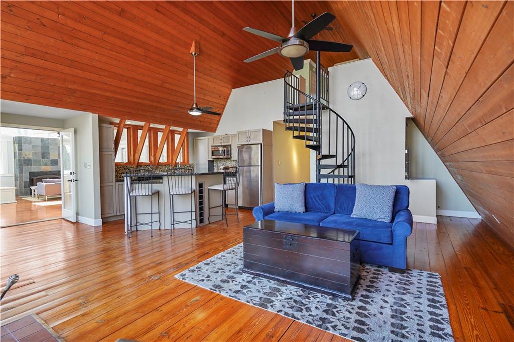 186 Little Coyote Loop