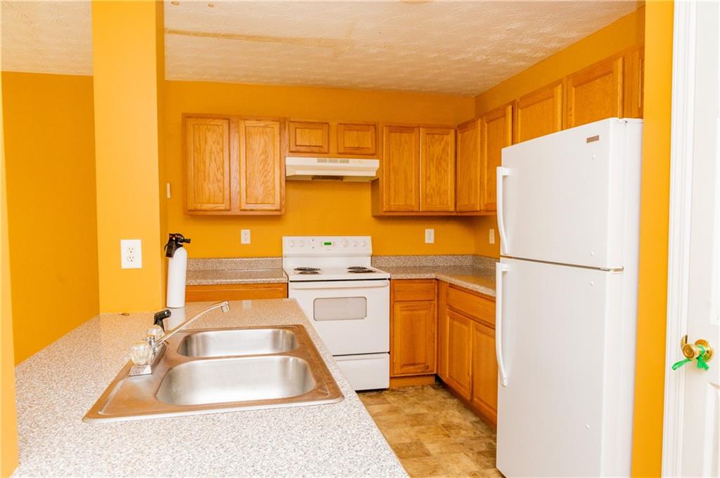 1536 Eastern Sunrise Lane