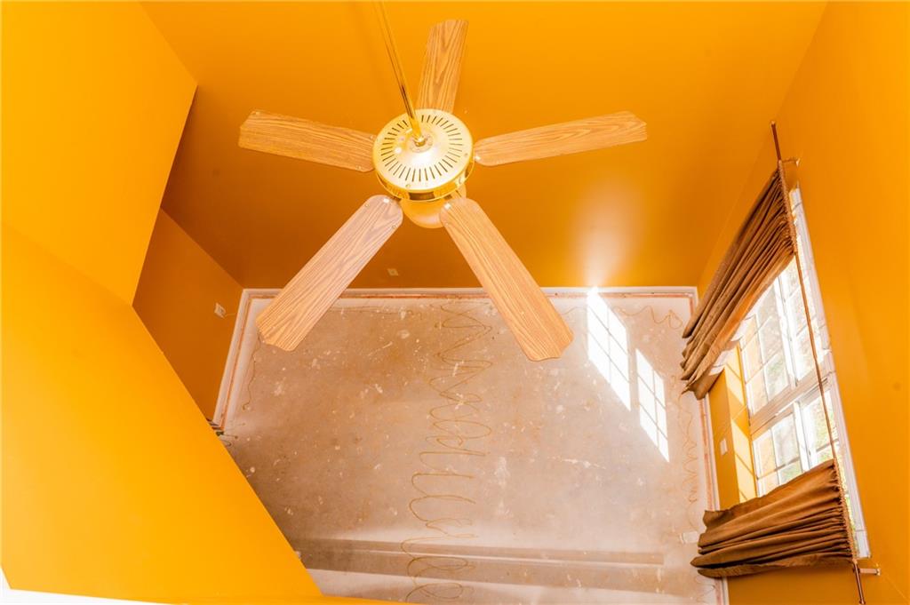 1536 Eastern Sunrise Lane