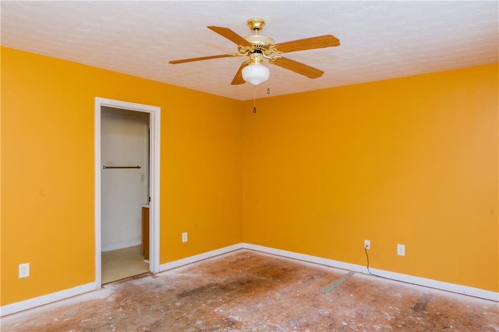 1536 Eastern Sunrise Lane