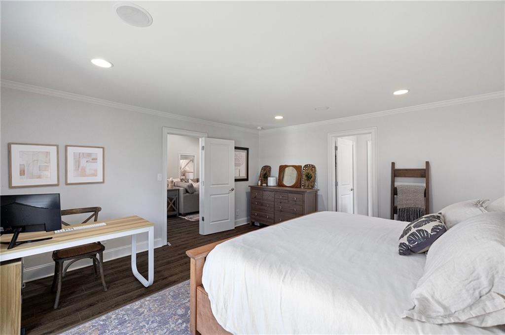 2631 Brown Circle SE