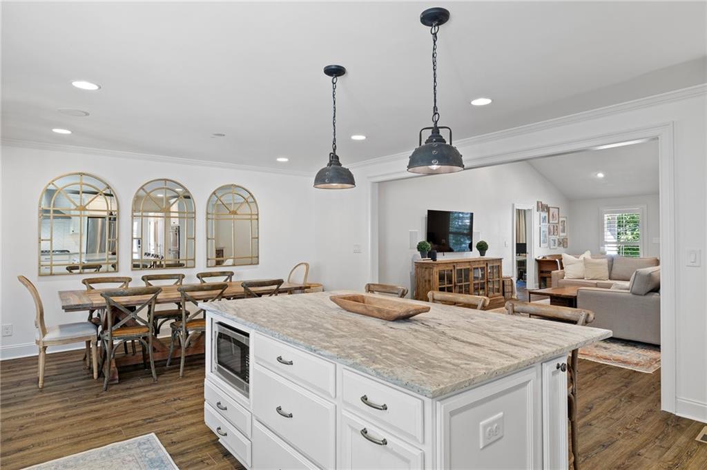 2631 Brown Circle SE