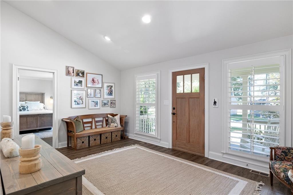 2631 Brown Circle SE