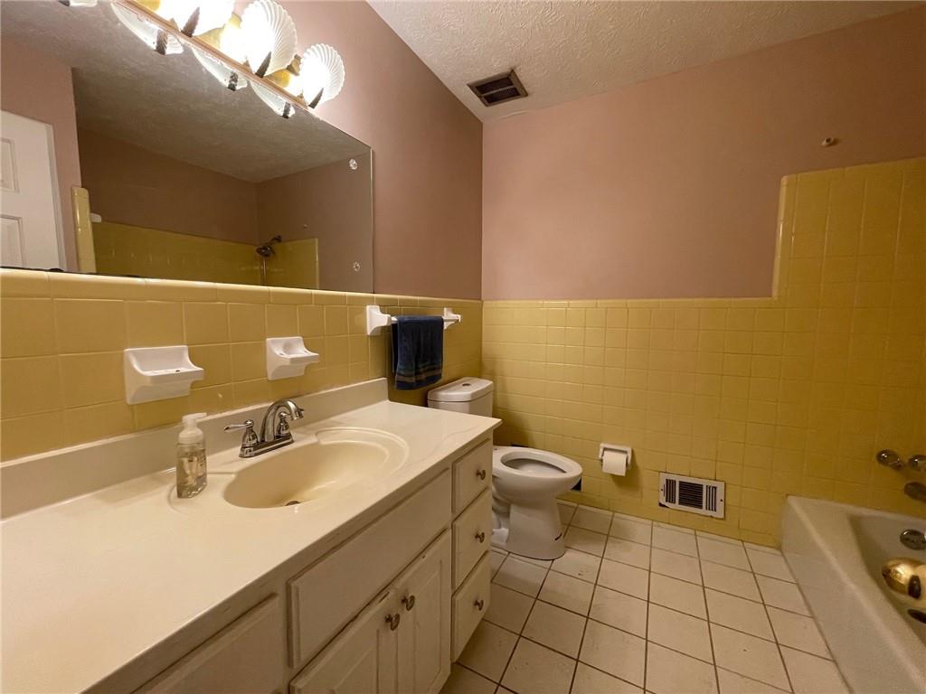 3189 Kennesaw View Drive SW