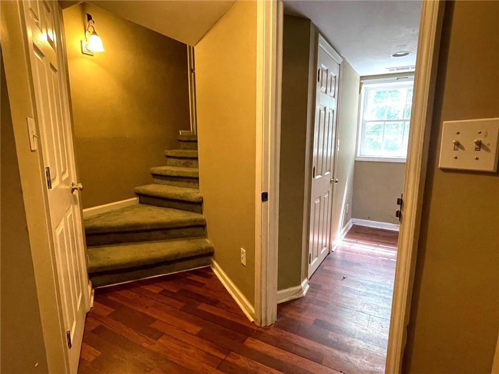 3189 Kennesaw View Drive SW