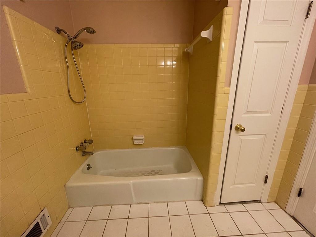 3189 Kennesaw View Drive SW