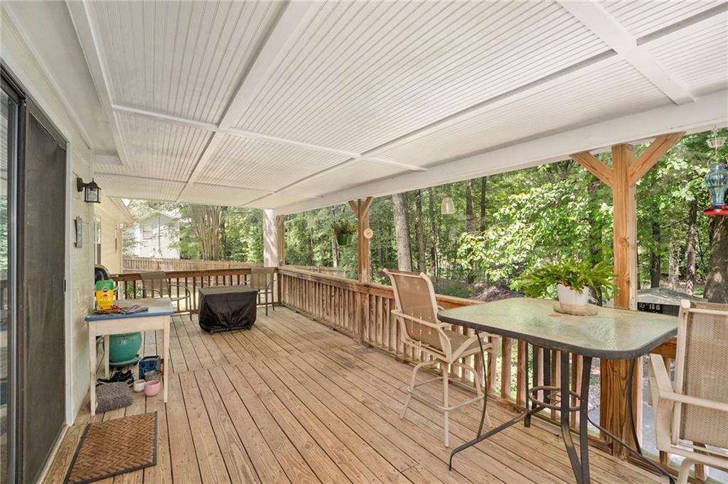 6226 Emerald Springs Drive SE