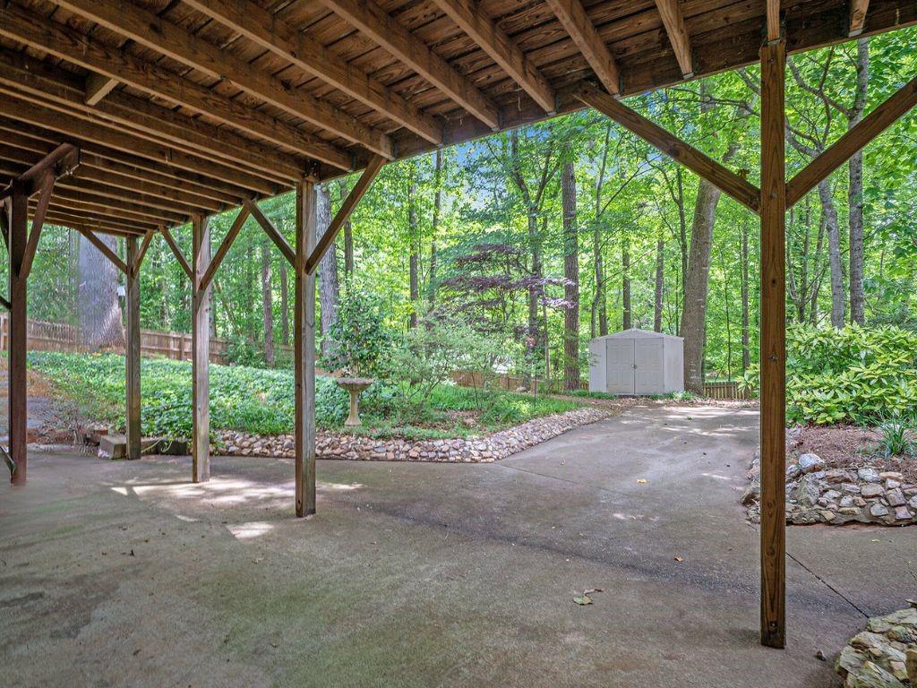 6226 Emerald Springs Drive SE