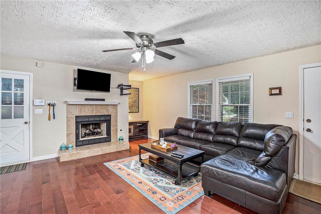 6226 Emerald Springs Drive SE