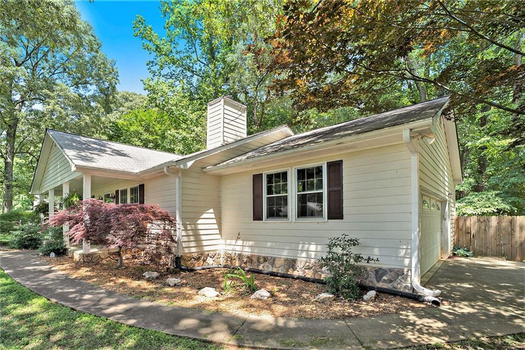 6226 Emerald Springs Drive SE