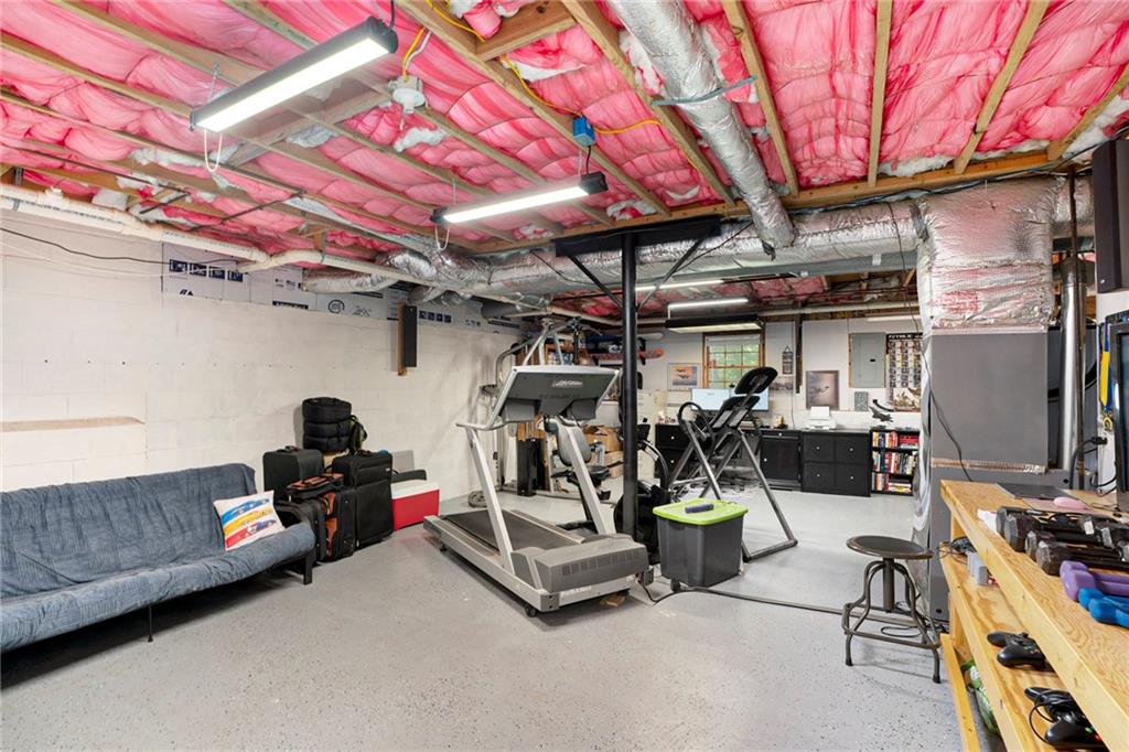 6226 Emerald Springs Drive SE