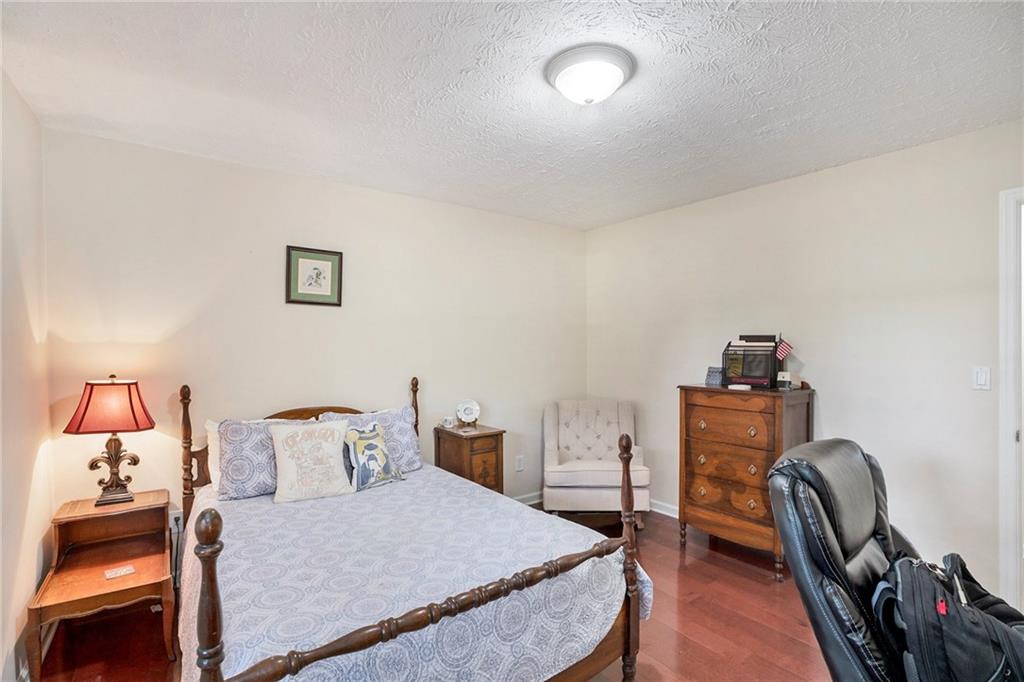 6226 Emerald Springs Drive SE