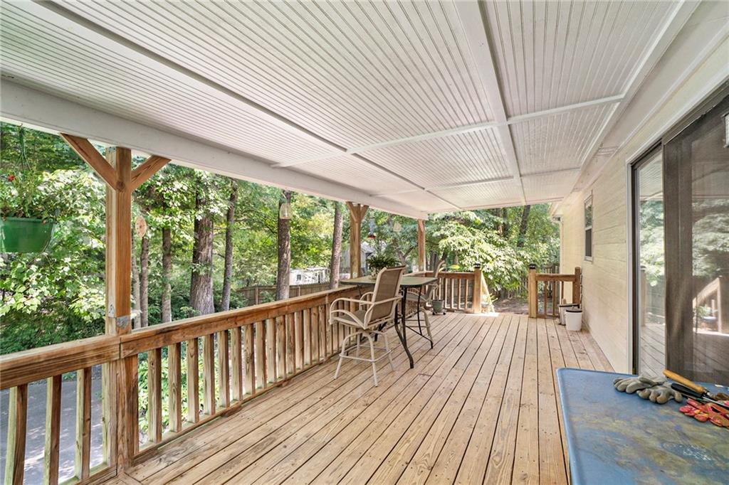 6226 Emerald Springs Drive SE