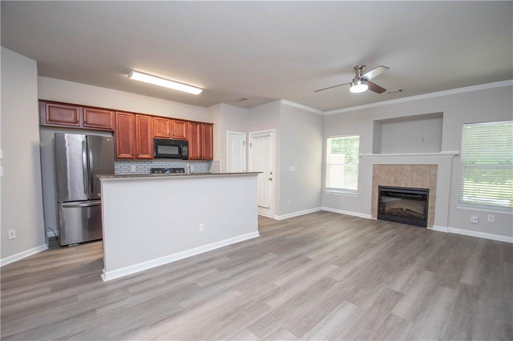 2867 Ridgeview Drive SW