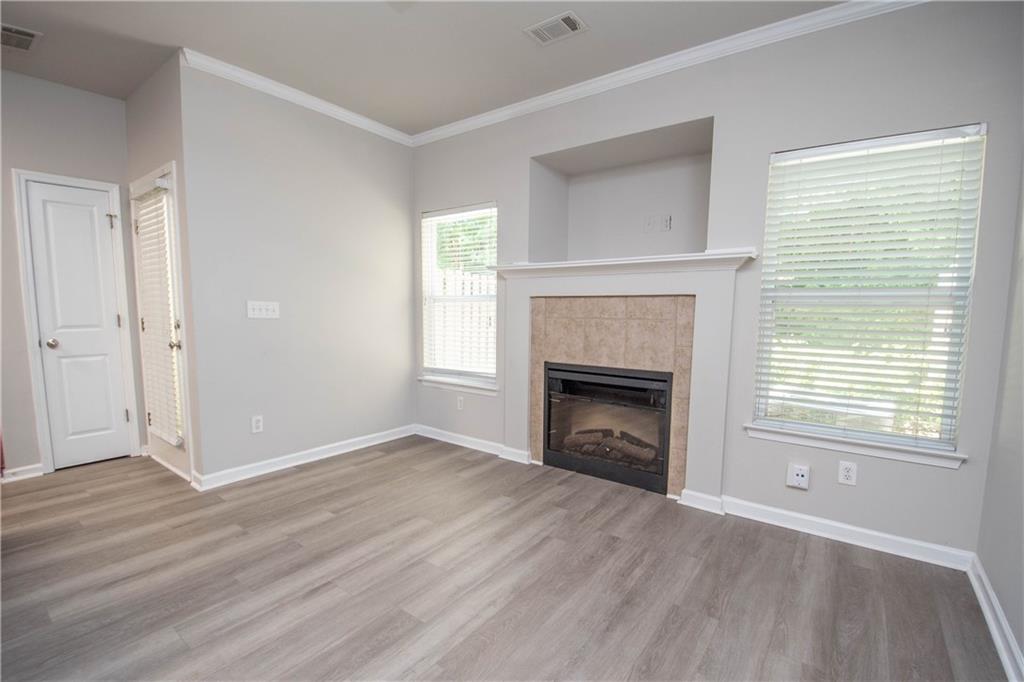 2867 Ridgeview Drive SW