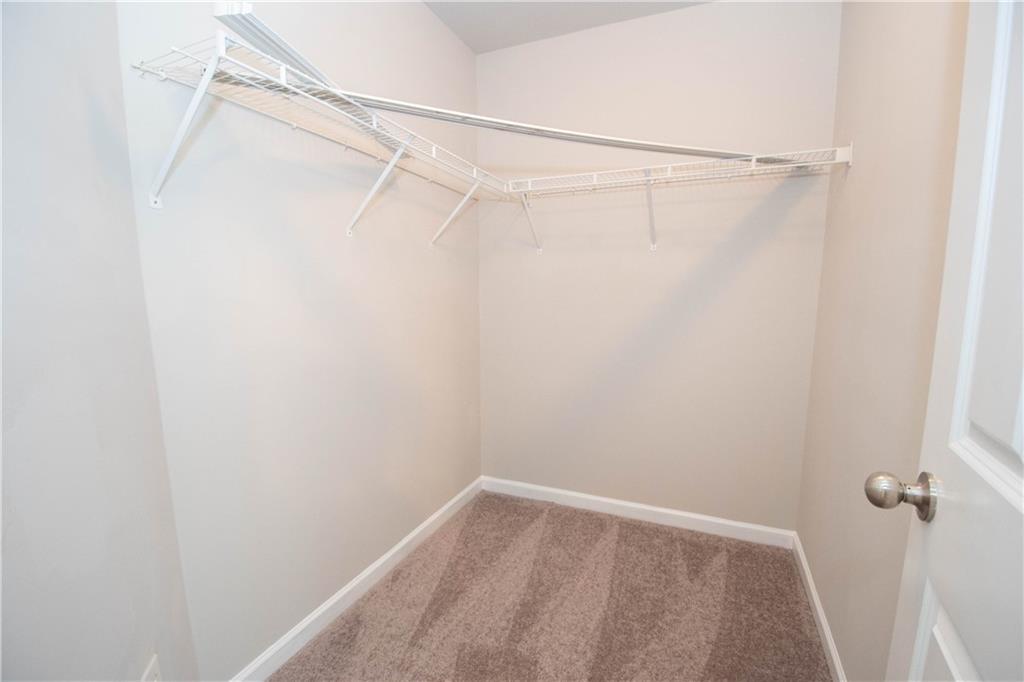 2867 Ridgeview Drive SW