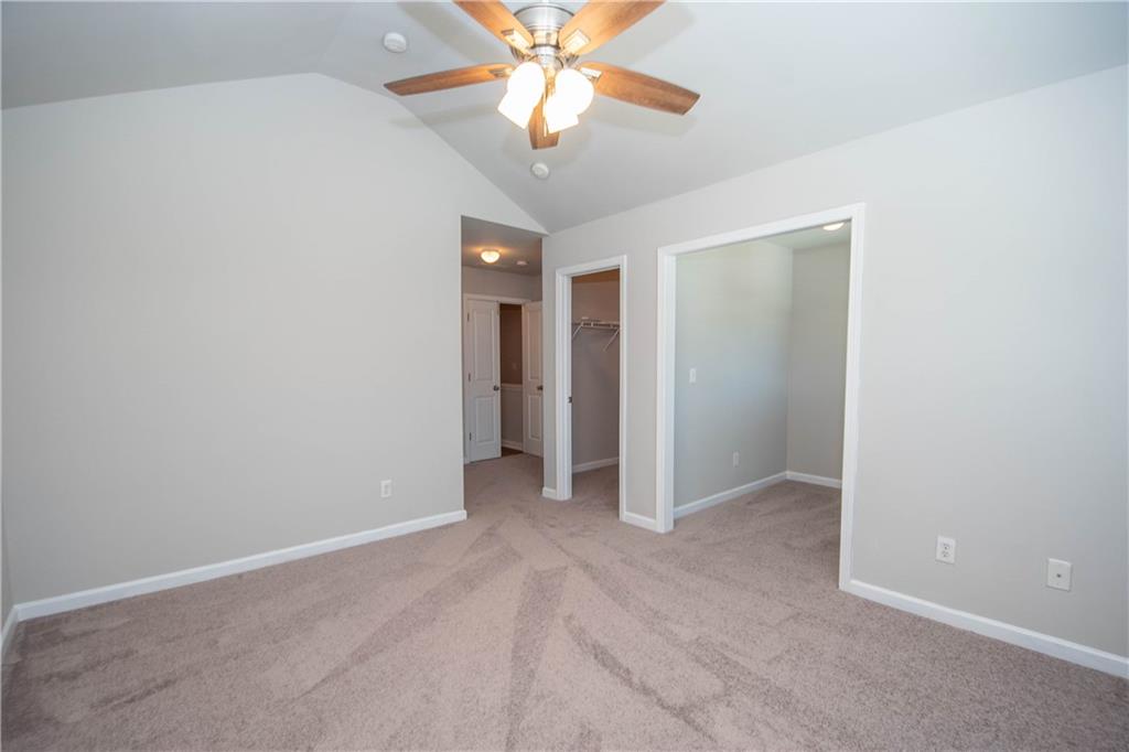 2867 Ridgeview Drive SW