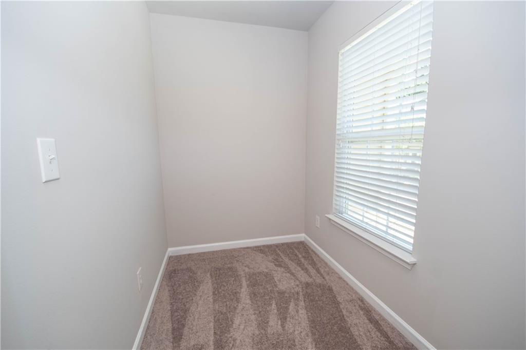 2867 Ridgeview Drive SW