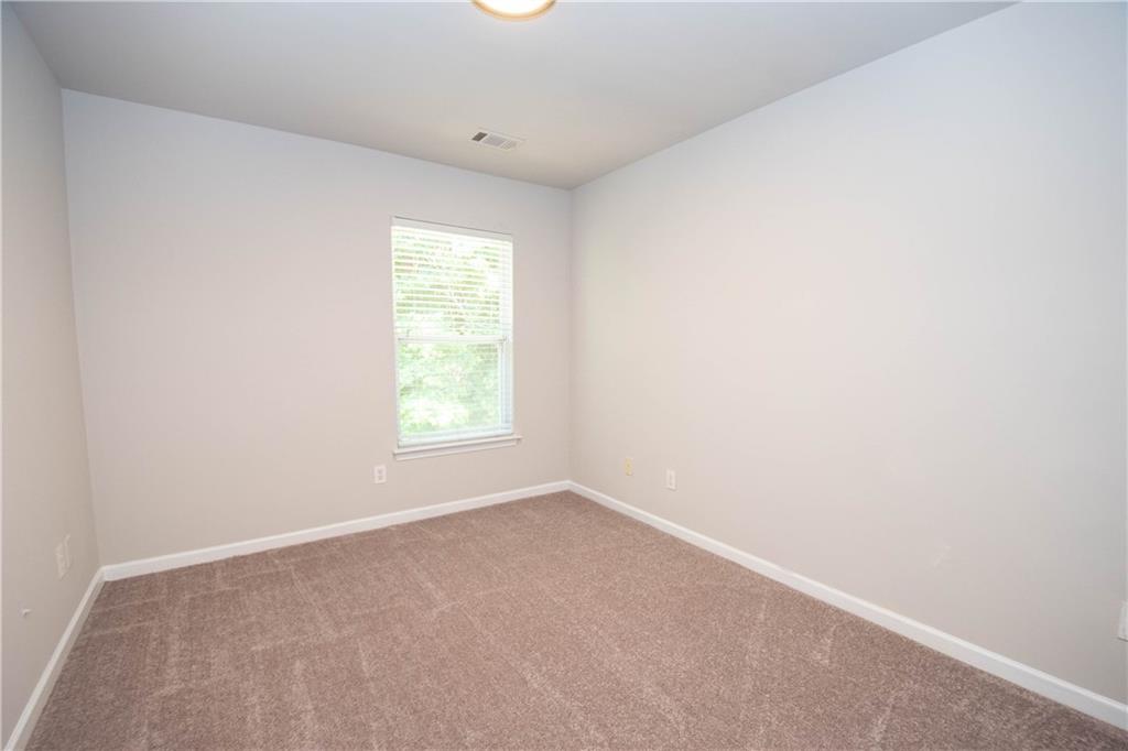 2867 Ridgeview Drive SW