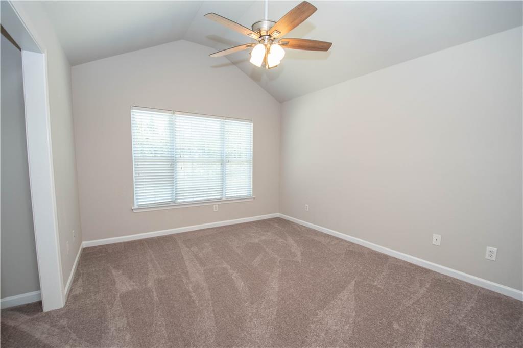 2867 Ridgeview Drive SW