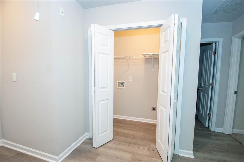 2867 Ridgeview Drive SW