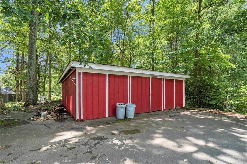 2921 Carriage Court Court W