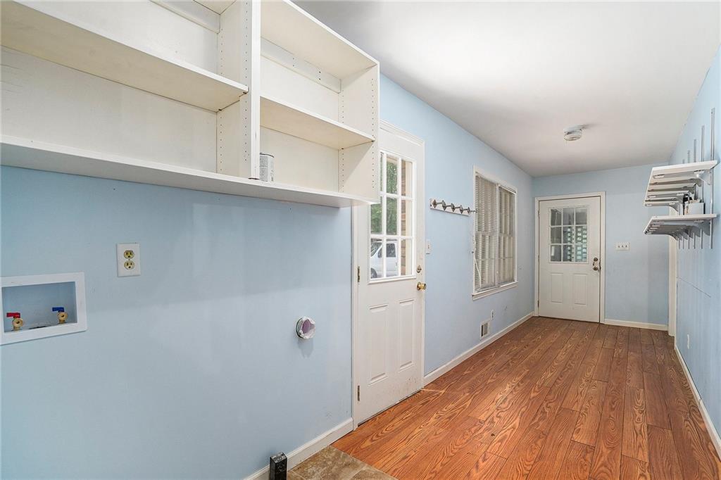 2921 Carriage Court Court W