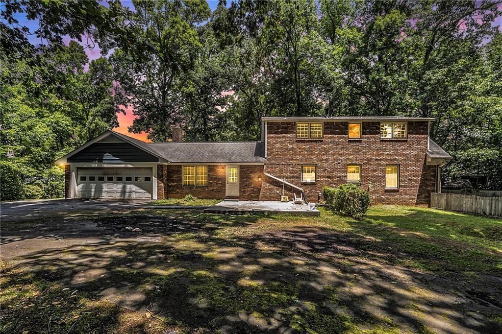 2921 Carriage Court Court W