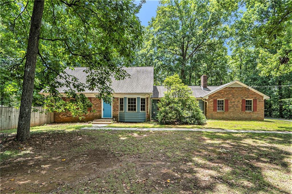 2921 Carriage Court Court W