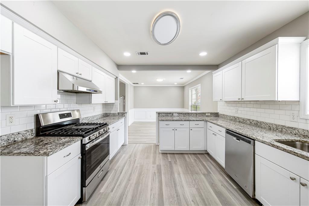 5967 Myrtlewood Court