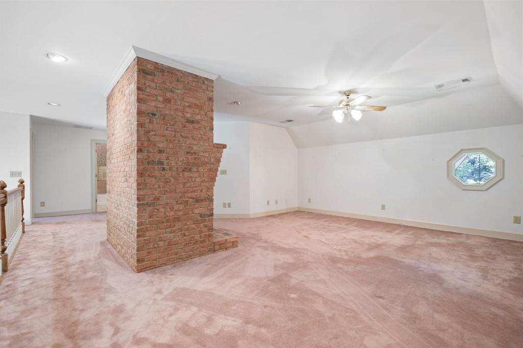 1471 Beaumont Drive NW