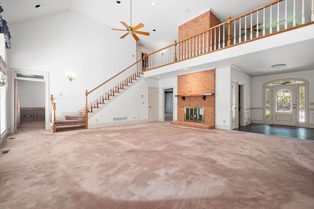 1471 Beaumont Drive NW