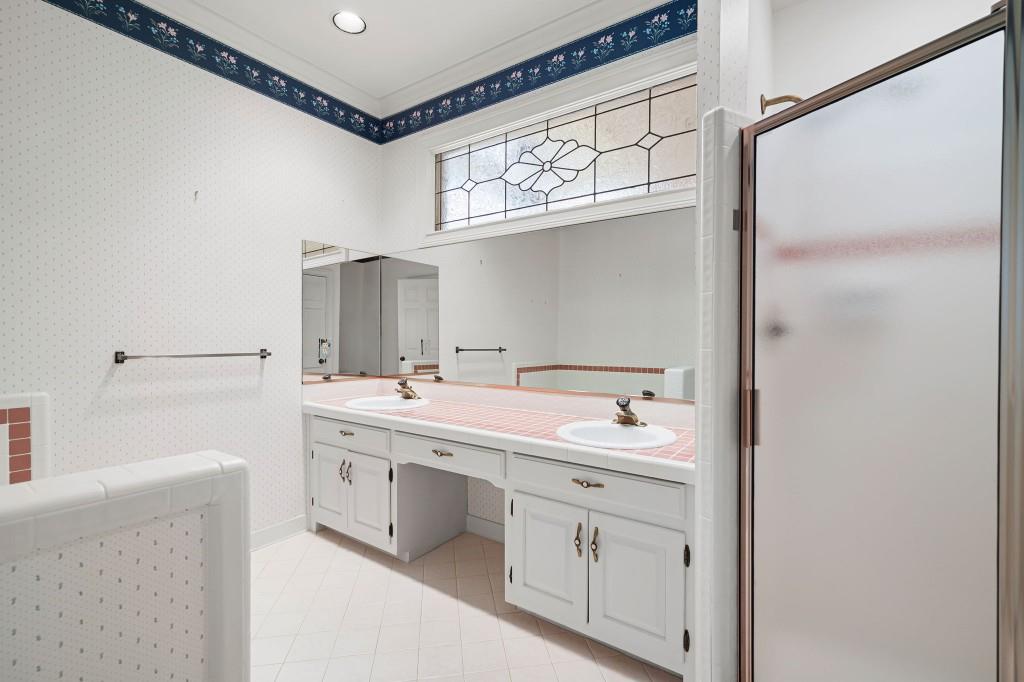 1471 Beaumont Drive NW