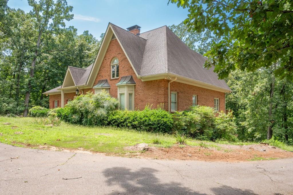 1471 Beaumont Drive NW