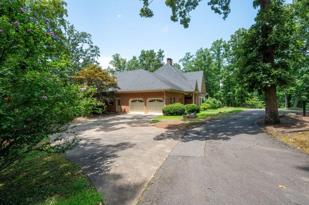 1471 Beaumont Drive NW