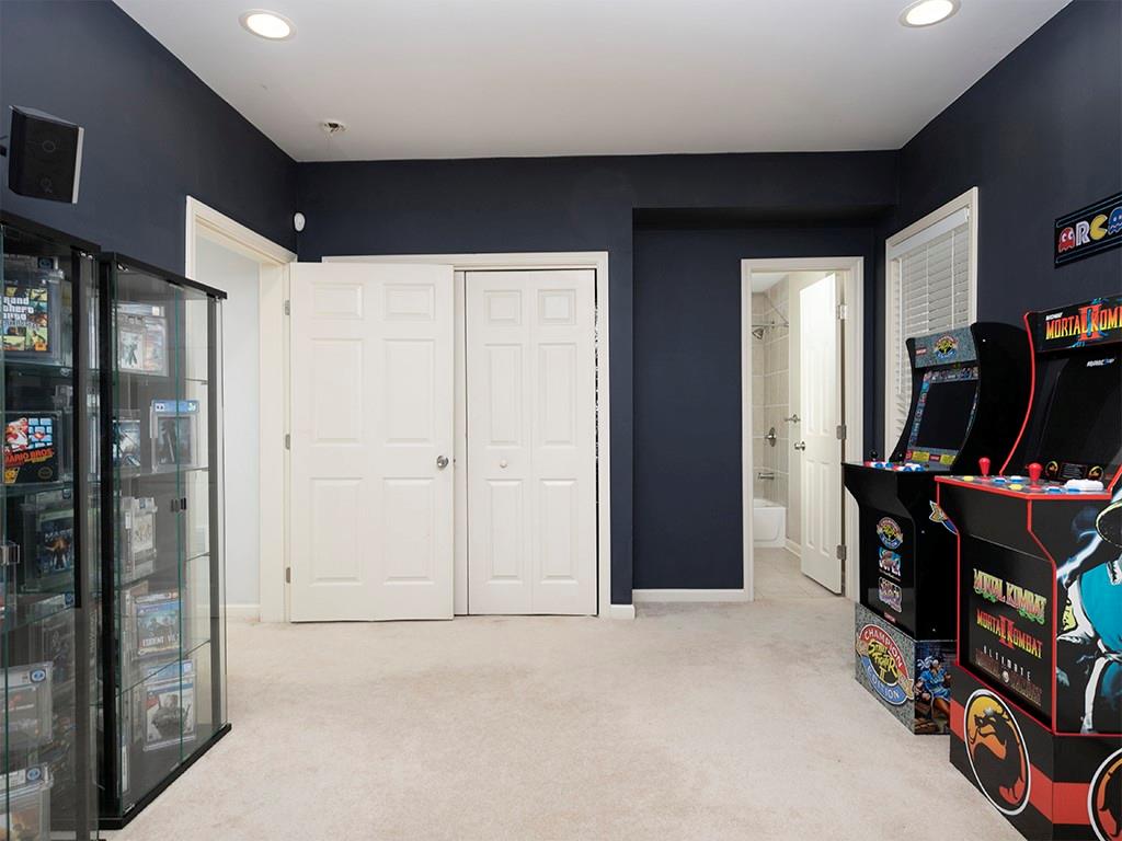 251 Heathridge Lane SE