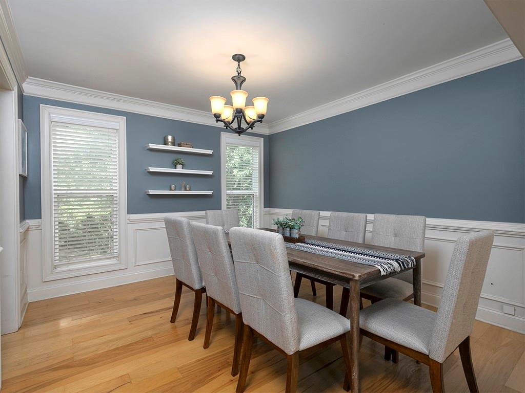 251 Heathridge Lane SE