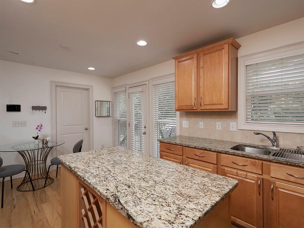 251 Heathridge Lane SE