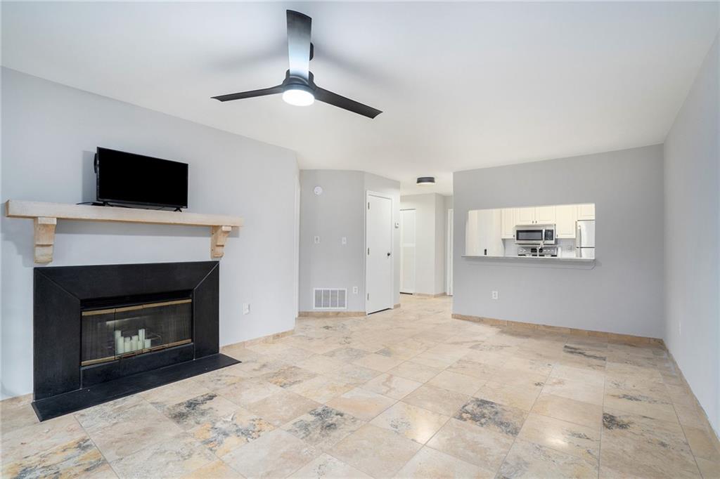 3655 Habersham Road Unit #141 B