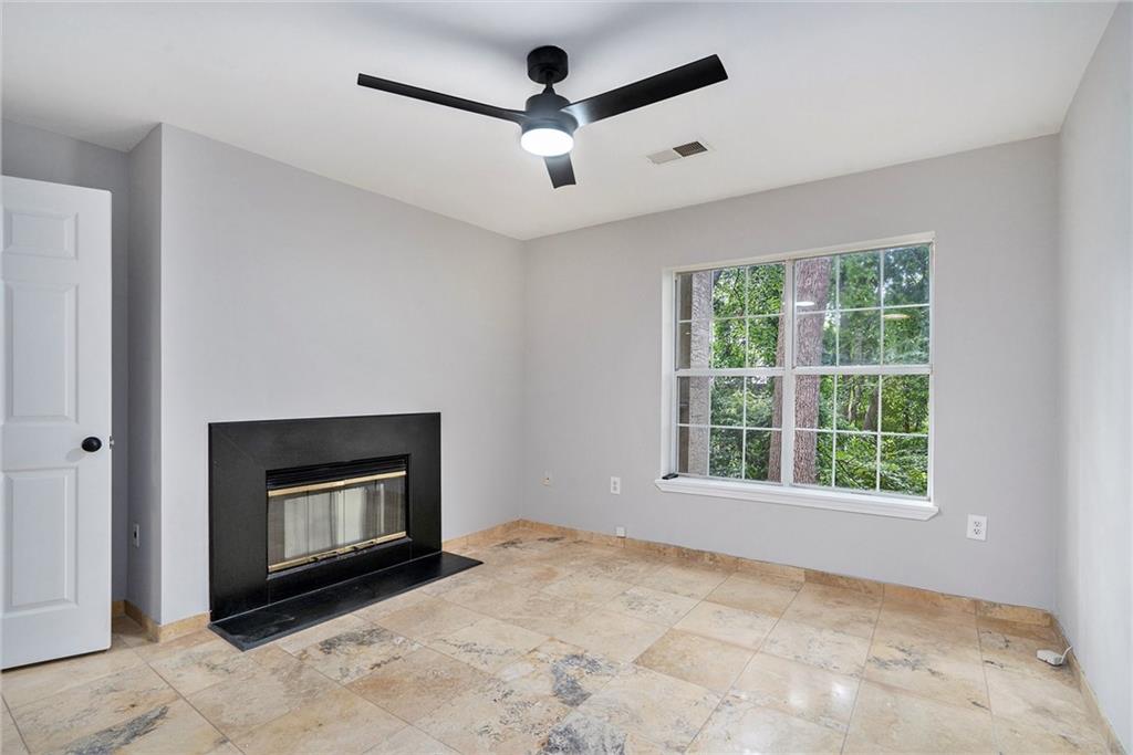 3655 Habersham Road Unit #141 B