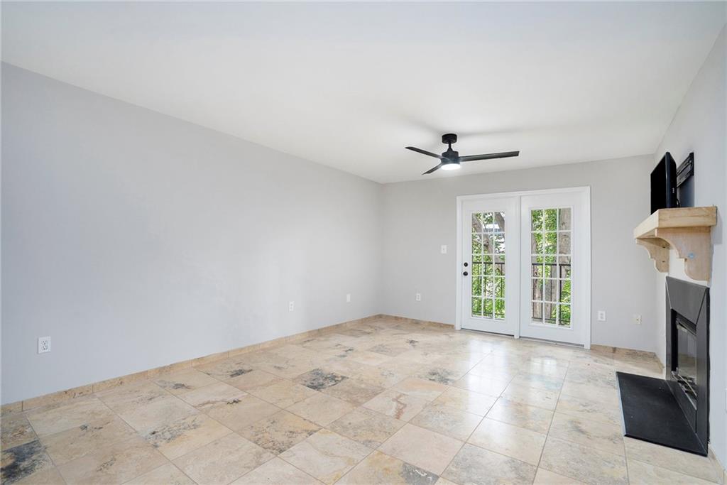 3655 Habersham Road Unit #141 B