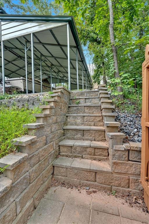 138 NE Sadler Drive
