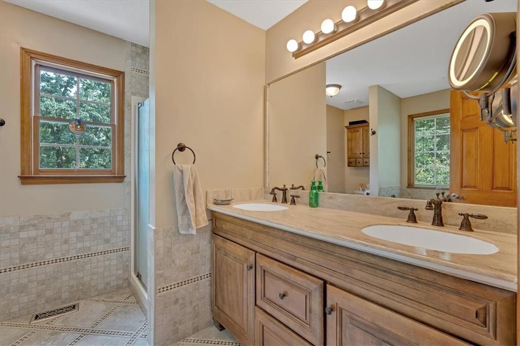 138 NE Sadler Drive