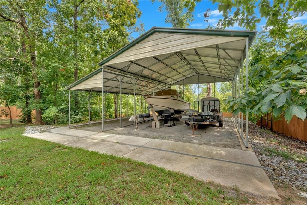 138 NE Sadler Drive