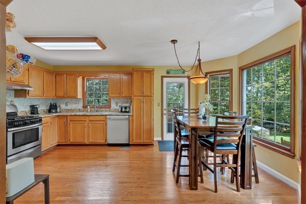 138 NE Sadler Drive