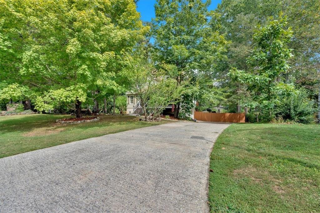 138 NE Sadler Drive